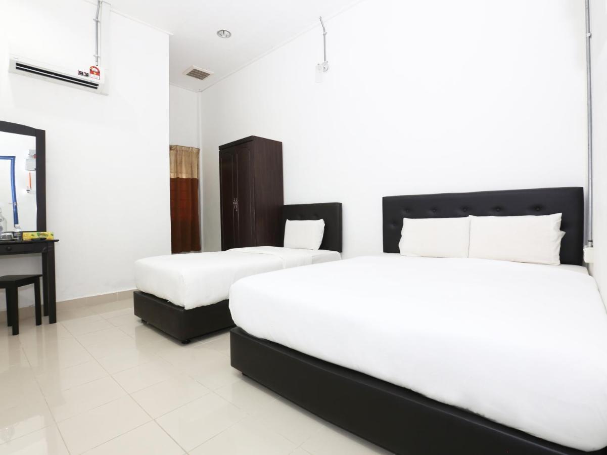 Spot On 89778 Aisy Hotel Tanah Merah  Bagian luar foto